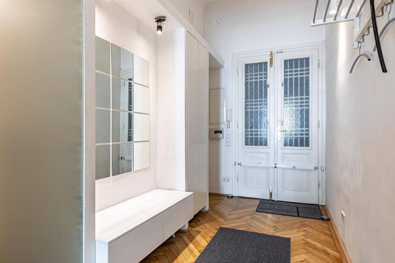 Apartment The Hub By Jr Wien